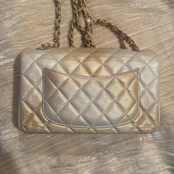 Absolutely stunning Chanelbag gold ombré , gold sparkle specs - Picture 11 of 13